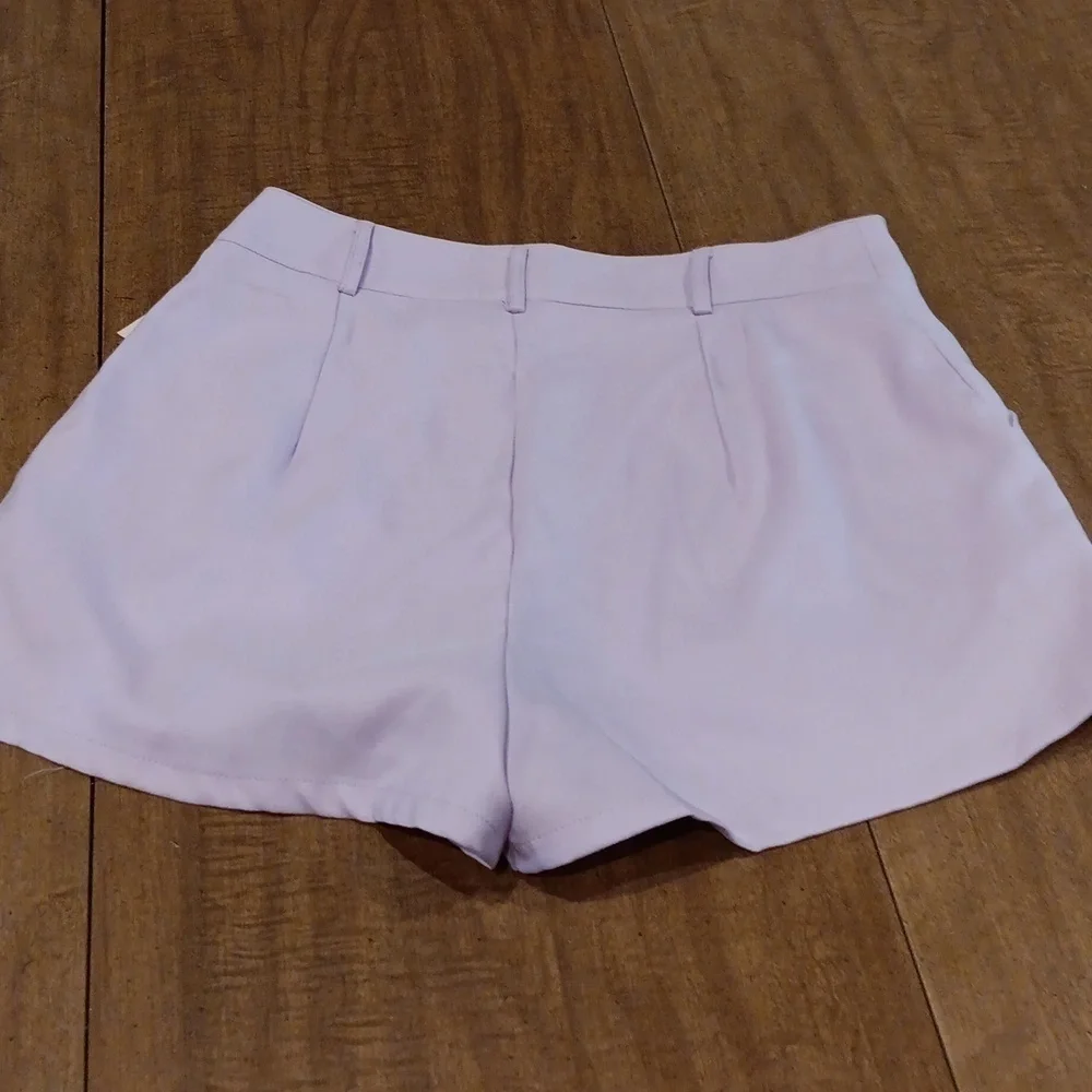 MISSGUIDED  shorts. Size 4 - Picture 6 of 6